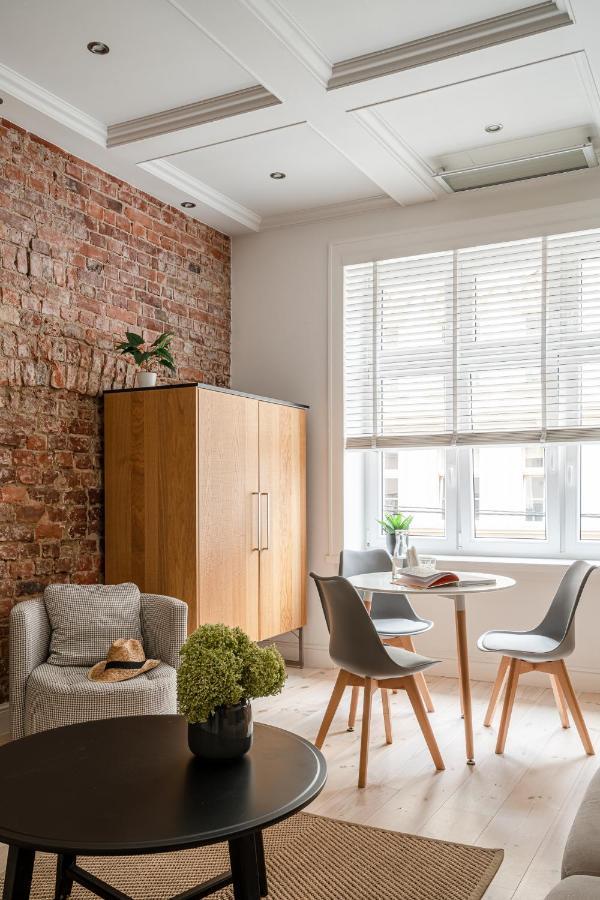 Rynek Stare Miasto Apartment 5 - Klima Netflix فروتسواف المظهر الخارجي الصورة